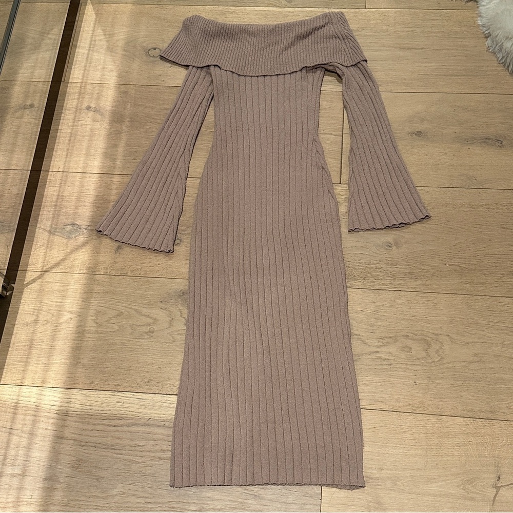 Meshki Off-Shoulder Ribbed Knit Dress - Picture 4 of 4